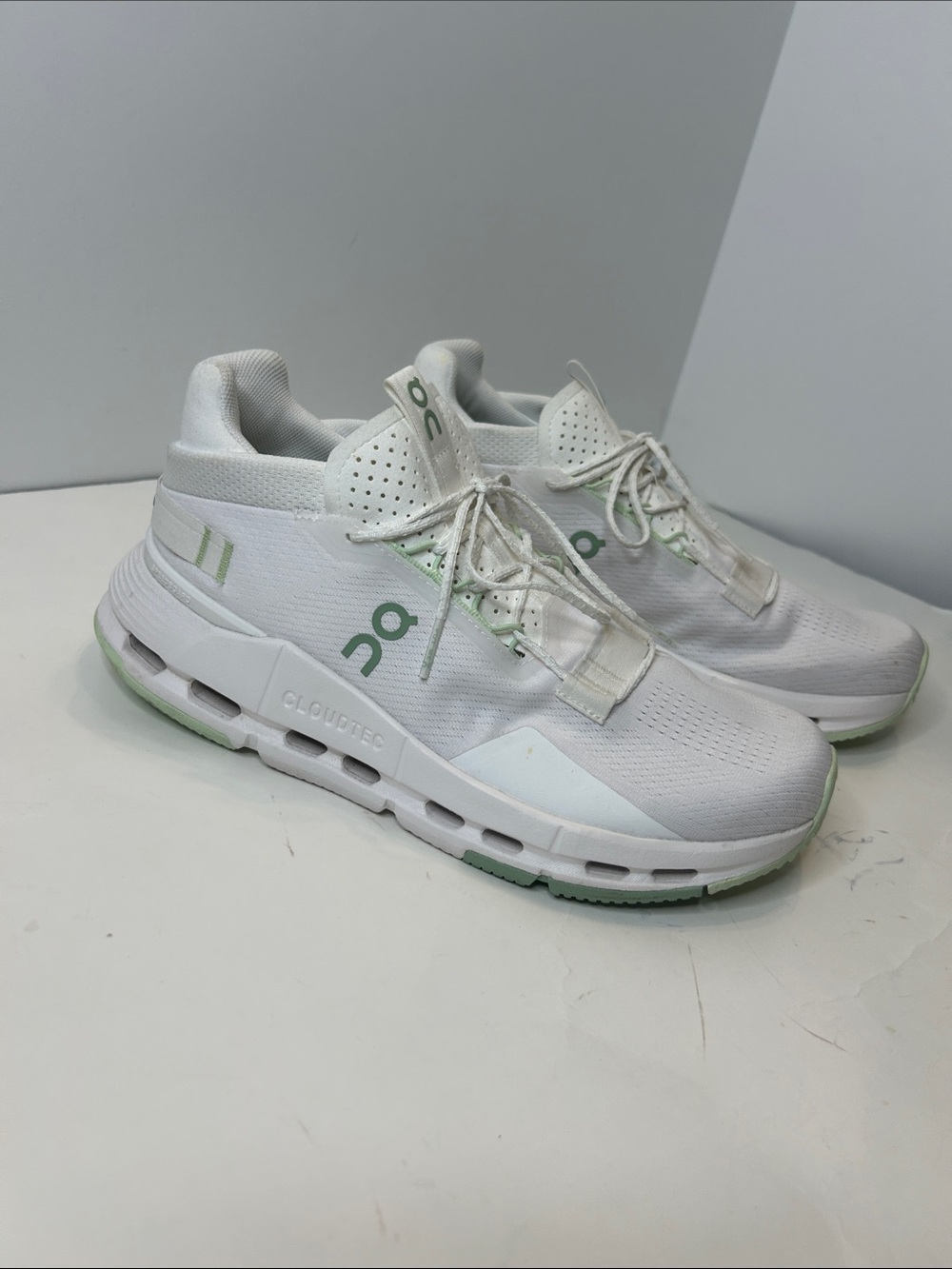 On Cloudnova 2 White & Light sage Running Sneakers